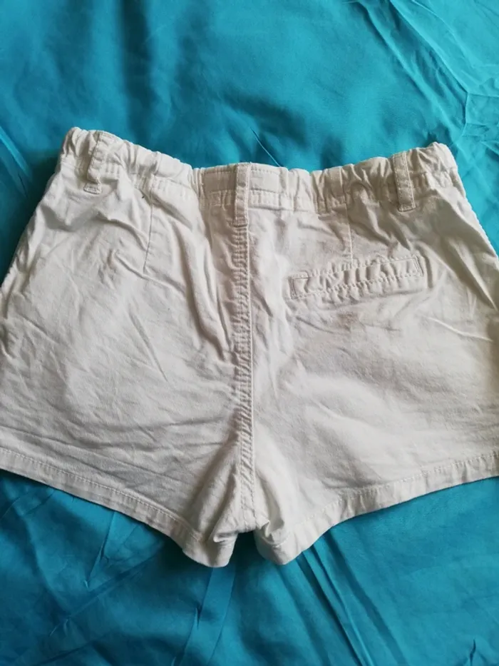 Short blanc fille - photo numéro 2