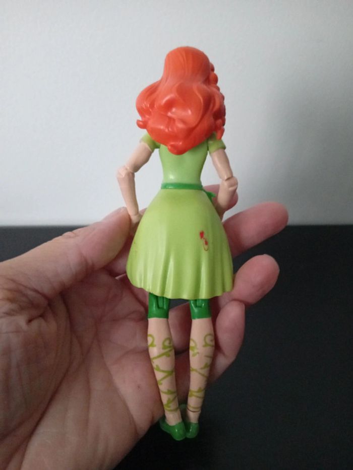 Lot de 4 figurines super héros girl comics tbe - photo numéro 9
