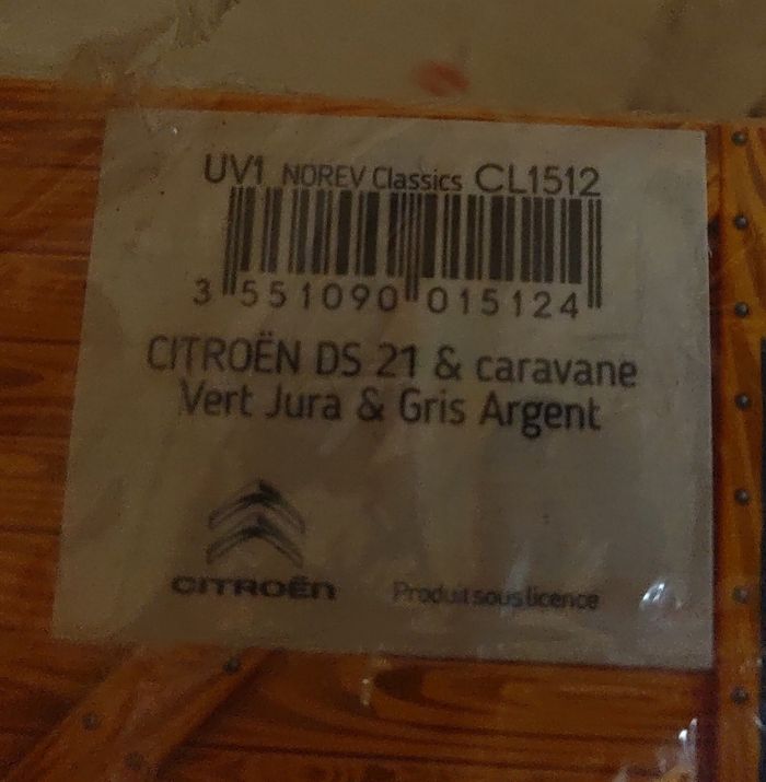 Ds Citroën avec caravane Vert - photo numéro 5