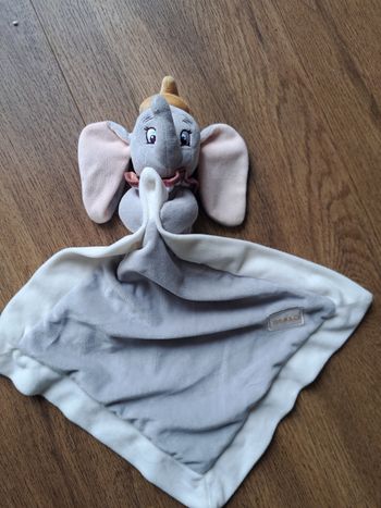 Dpudou dumbo