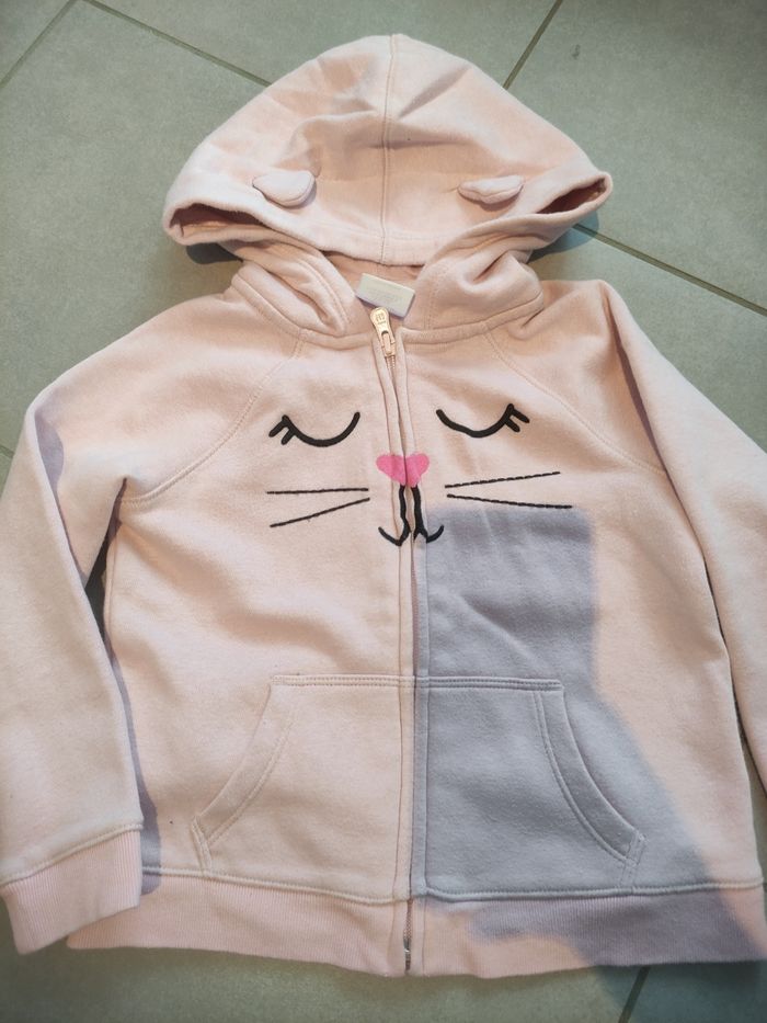 Veste gap fille taille 5 ans en très bon état très peu porté comme neuve