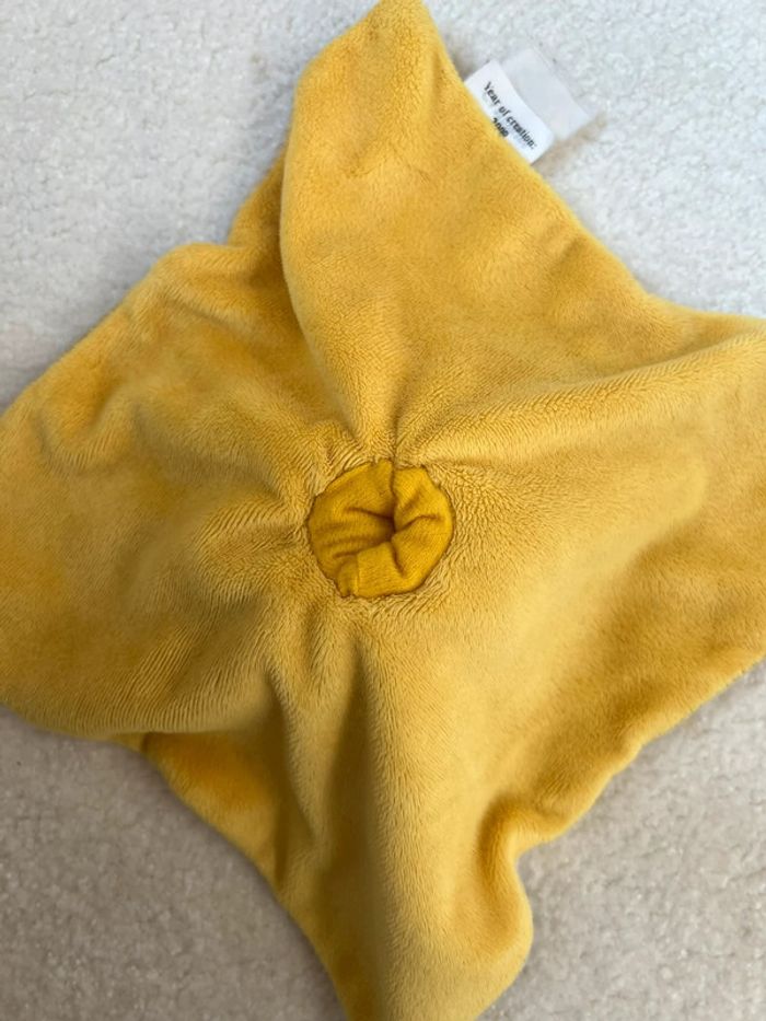 Doudou plat souris Bengy beige et jaune - photo numéro 4