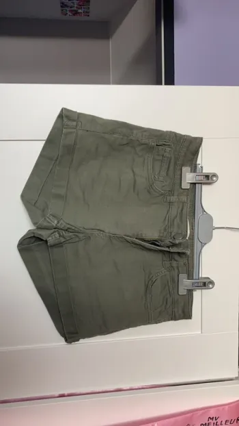 mini short kaki