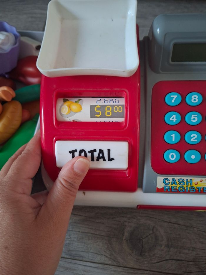 Caisse enregistreuse enfant avec marchandiseje - photo numéro 6