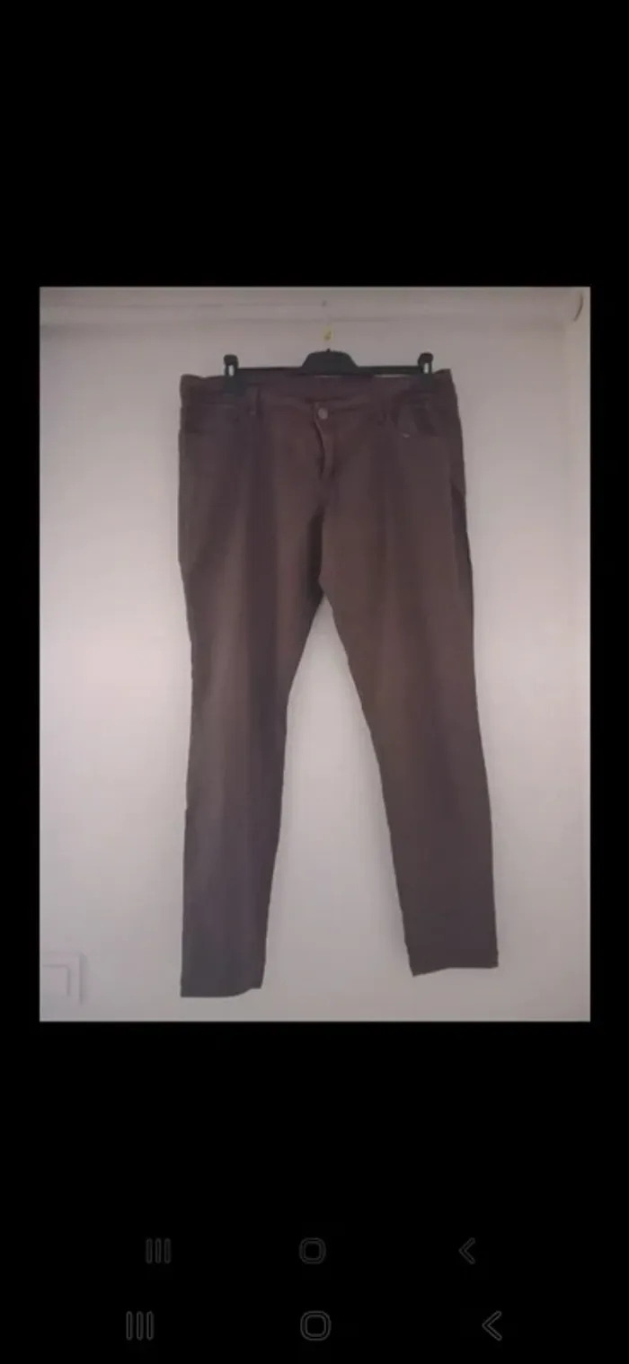 Jean marron – Kiabi – Taille 44