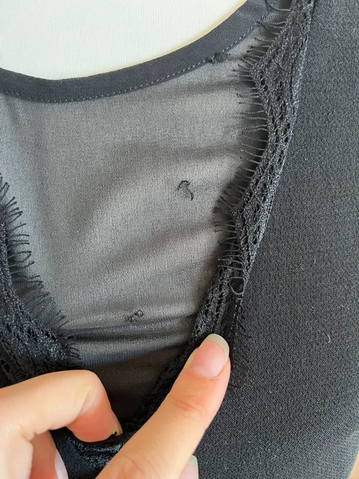 Robe noire à dentelle Suncoo - photo numéro 4