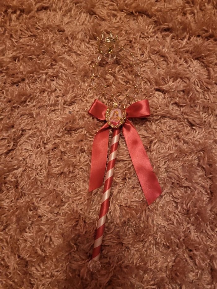 Magnifique baguette de princesse aurore