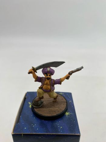 Figurine Raïs Kader De cape et de Cros