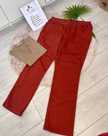 pantalon droit couleur brique