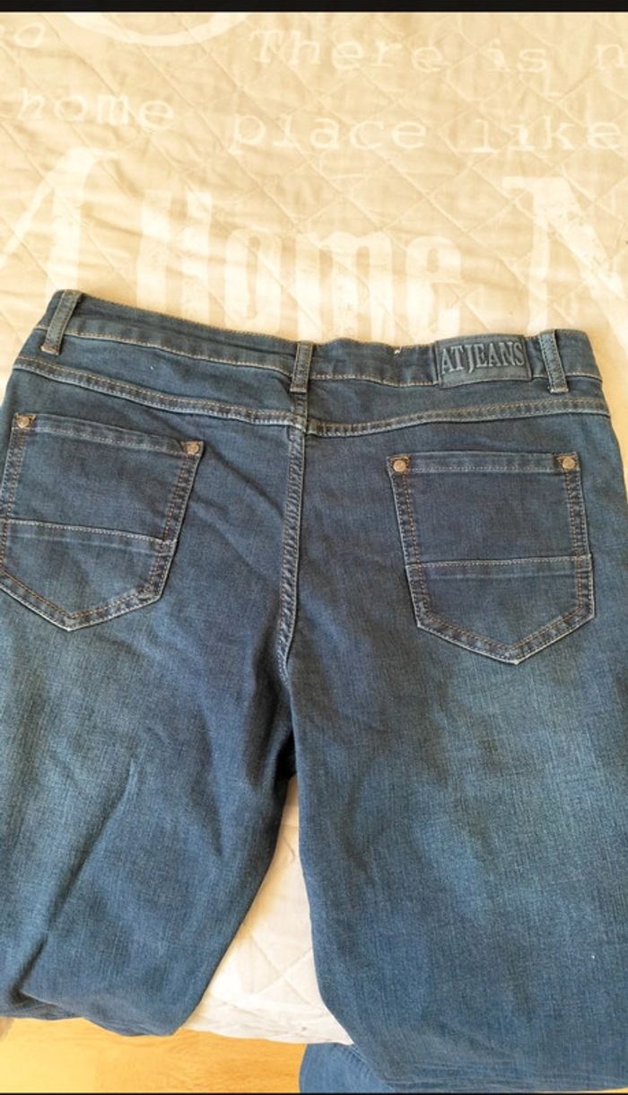 Jeans homme T44 - photo numéro 2