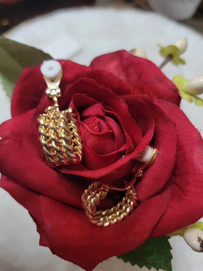 Clips petites créoles acier gold. - photo numéro 3