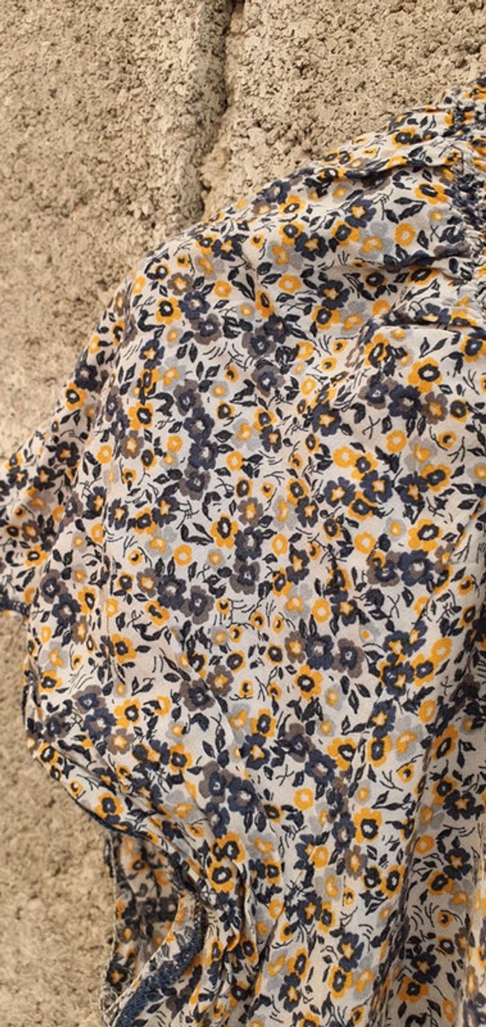 Très belle blouse de chez Armand Thiery taille 36 en très bon état 👌 - photo numéro 5