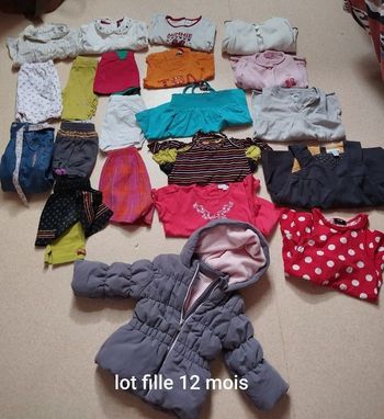 Lot fille 12 mois 