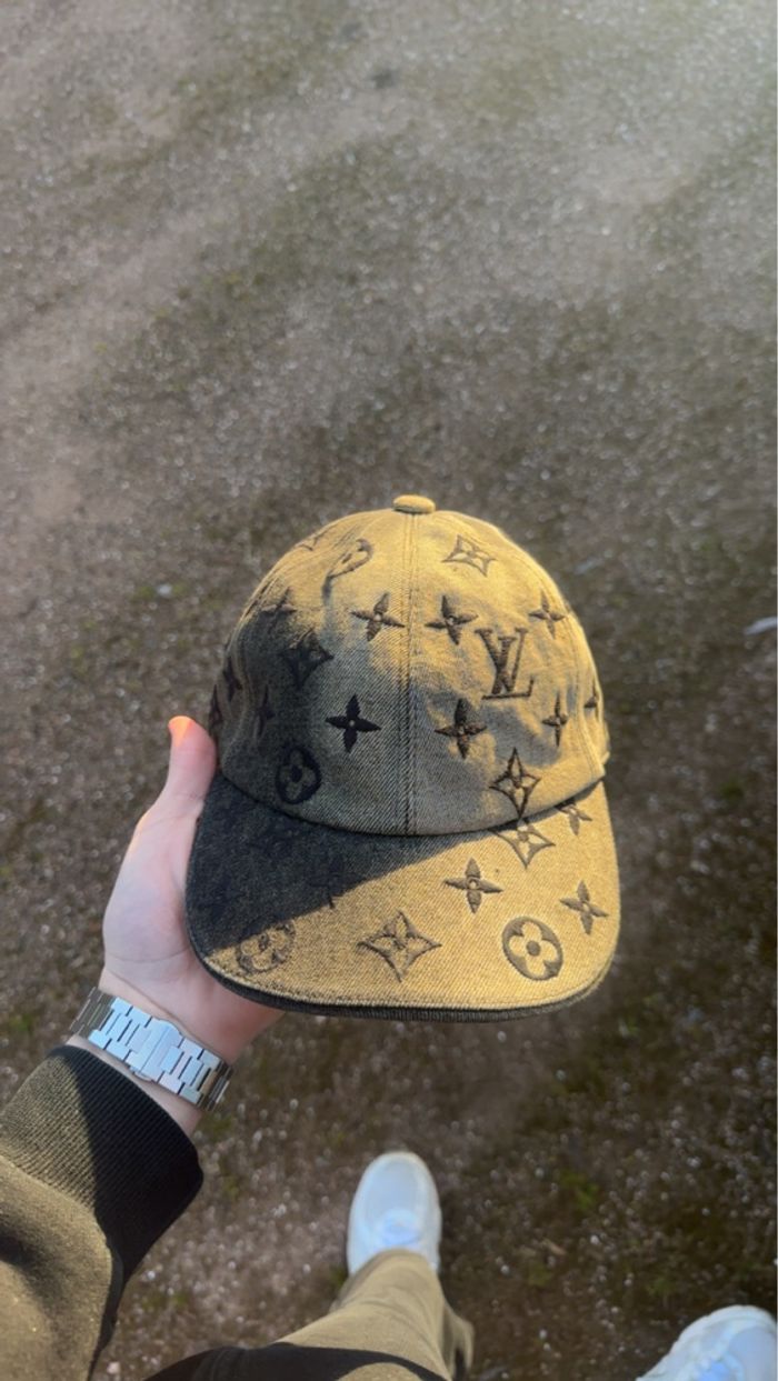 Casquette LV dégradée - photo numéro 2