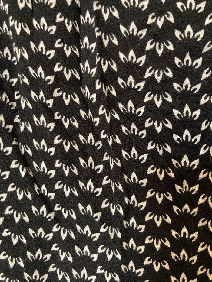 Blouse sans manches noire à motifs H&M 38 - photo numéro 2