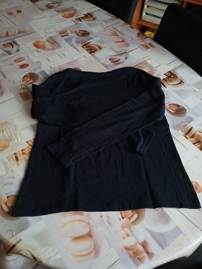 Tee-shirt ML "kiabi" 12 ans. - photo numéro 4