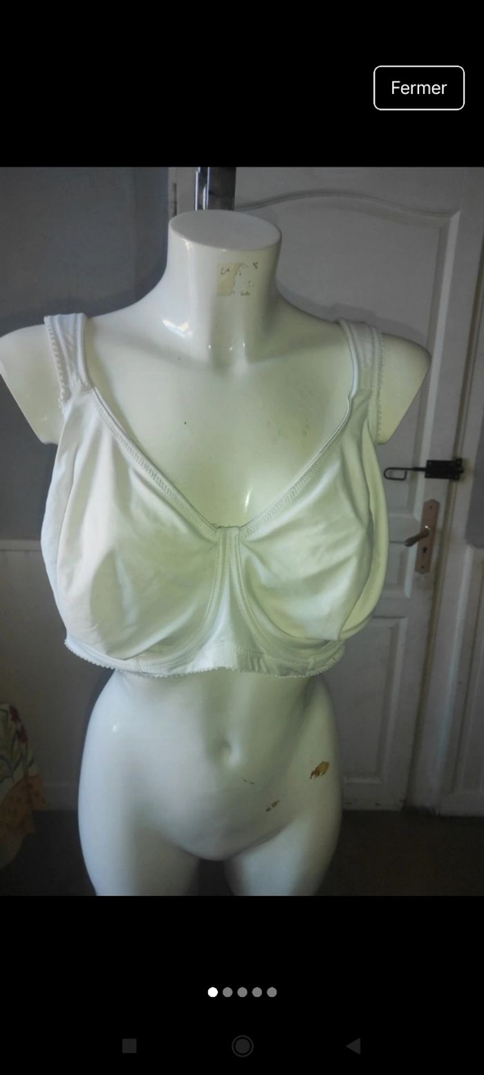 Très beau soutien gorge L4
