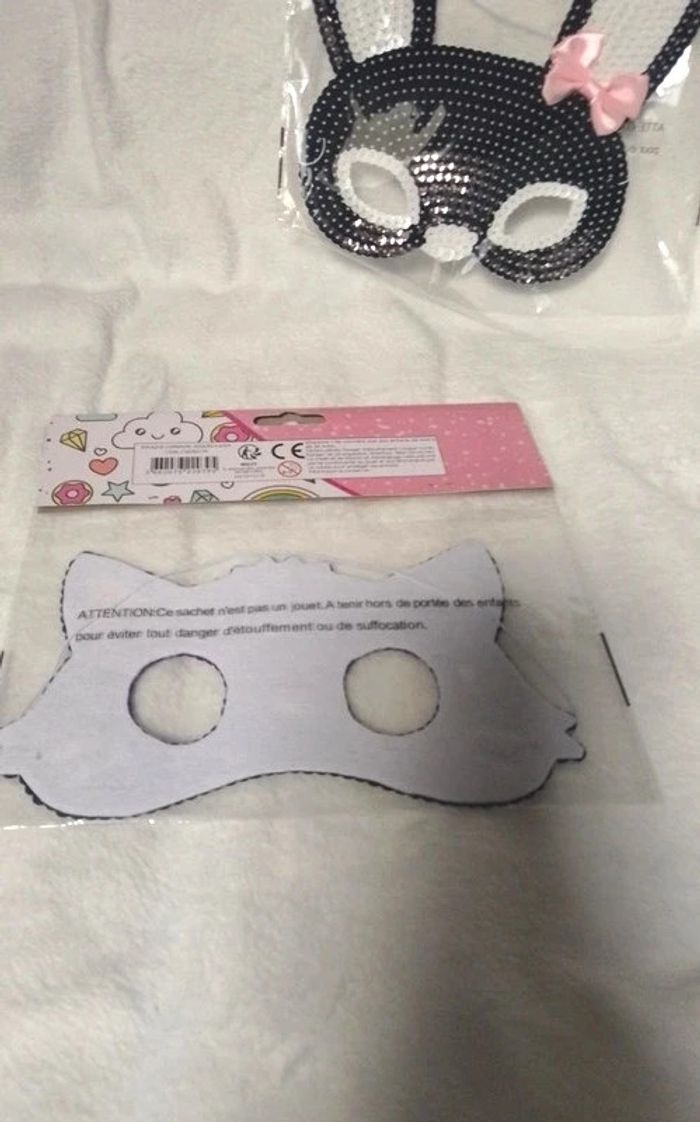 Lot de 2 masques sequins: lapin et chat noir ( vente unité possible voir annonce) - photo numéro 5