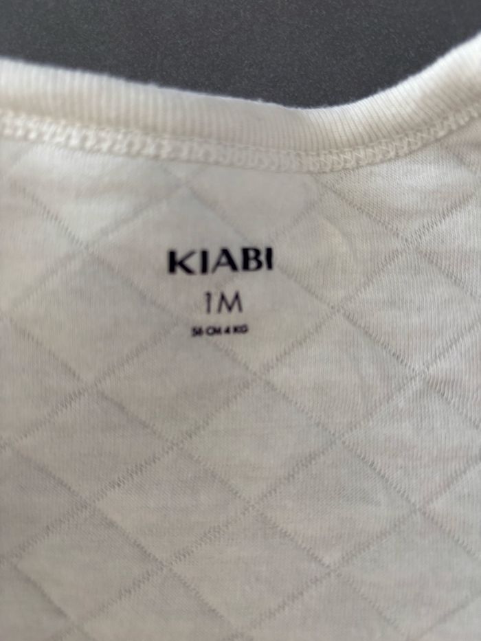 Joli ensemble 1 mois - photo numéro 2