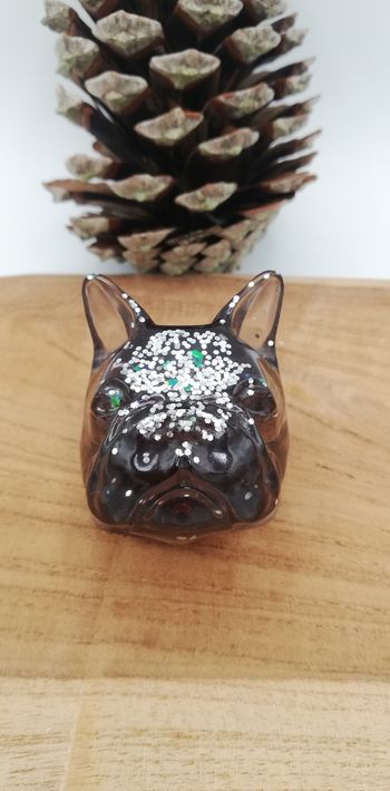 Tête de bouledogue résine