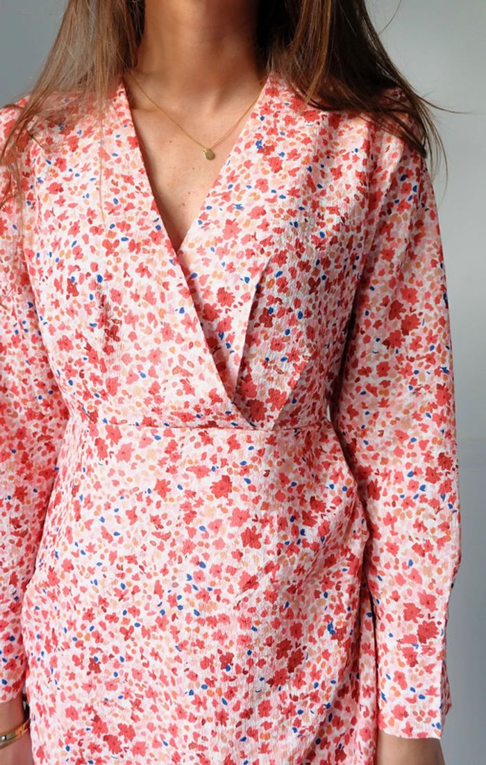 🌟 Robe à fleurs rose et bleu - photo numéro 5