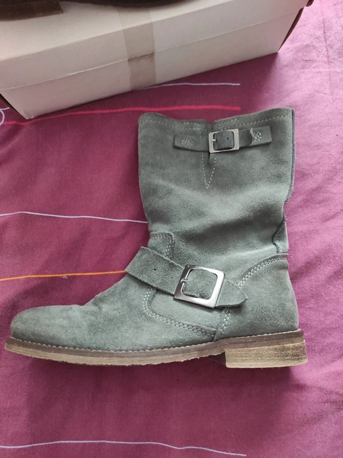 Boots en daim t38 comme neuve - photo numéro 2