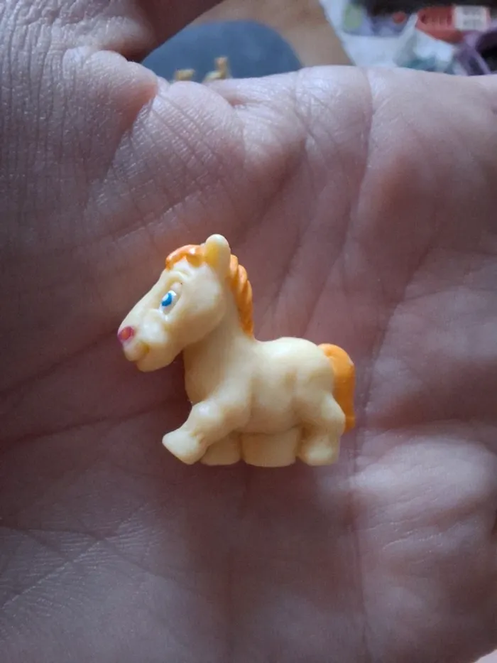 Mini figurines rigolonimo style polly pocket chien cheval - photo numéro 4