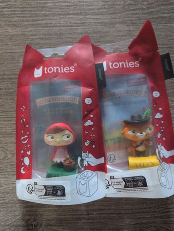 Lot tonies 