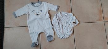 Ensemble bodie pyjama 3mois