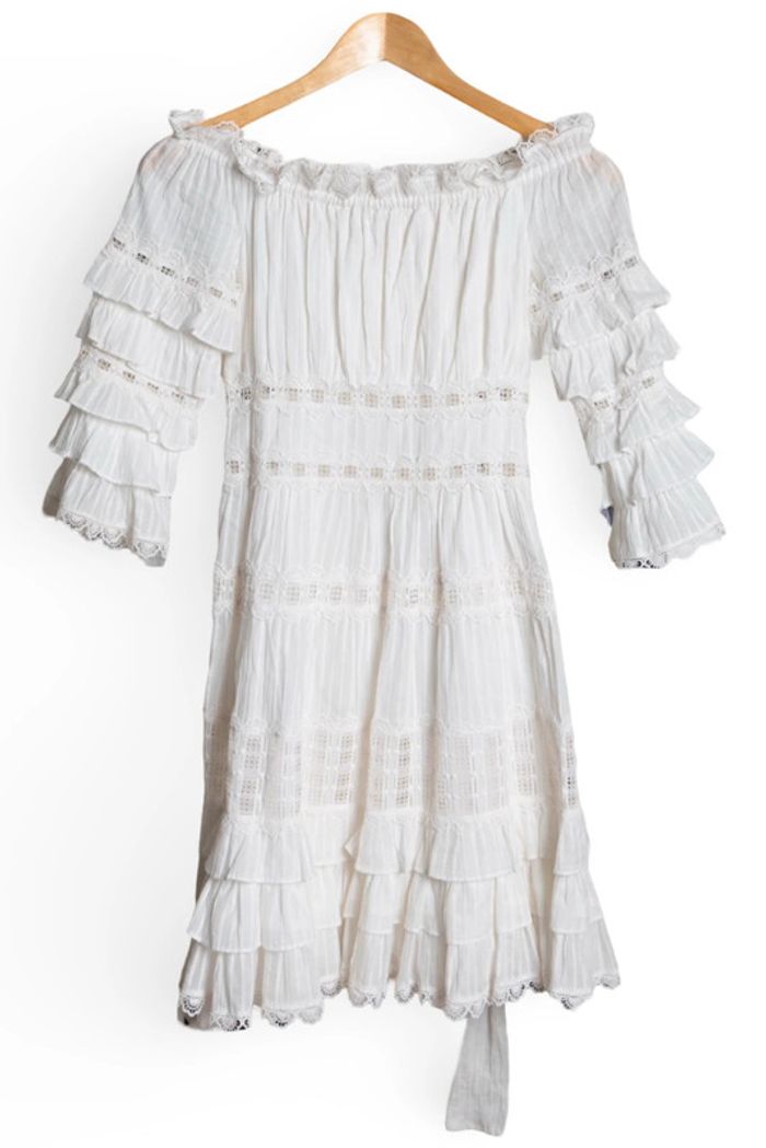 Robe blanche broderie anglaise et dentelle bohème Zimmermann Taille 36