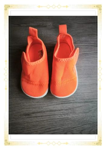 Chaussures d'eau enfant taille 20/21