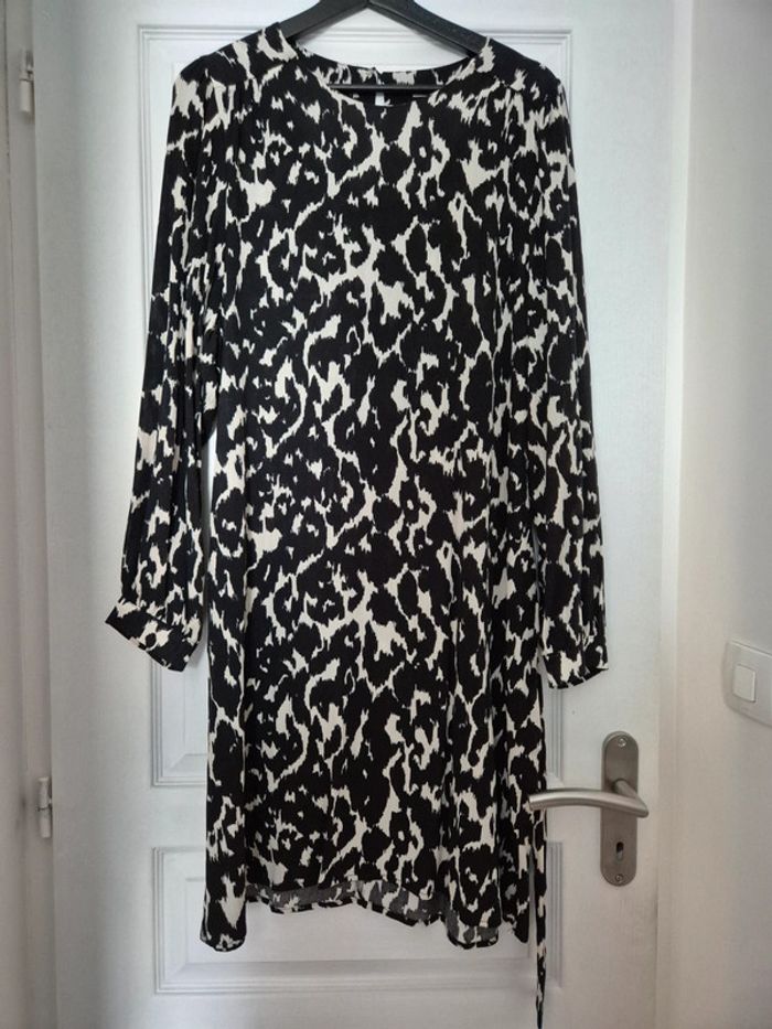 Robe midi neuve La Fée Maraboutée taille 42