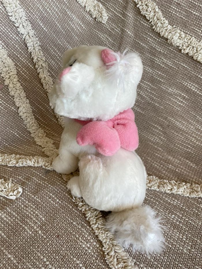 Peluche doudou 22cm Disney les artistochats marie chat blanc noeud rose très bon état - photo numéro 3