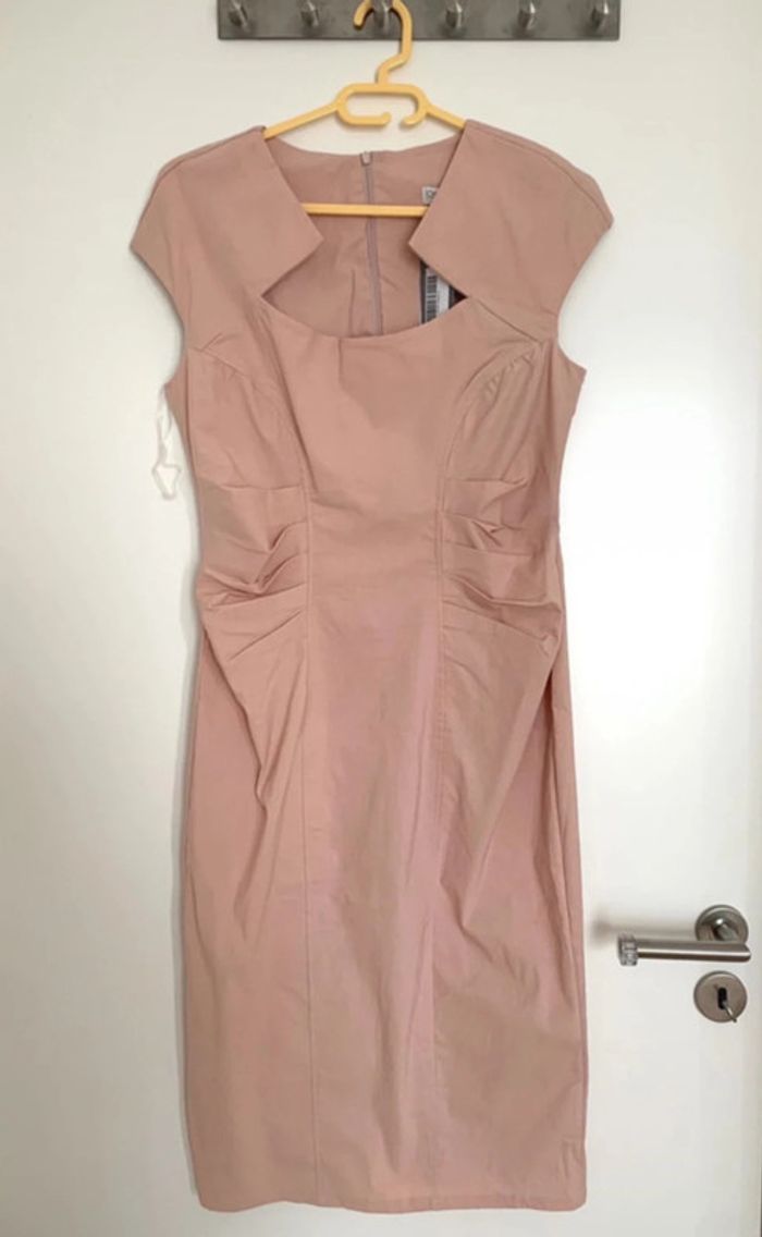 Robe CityGoddess taille 42/44 - photo numéro 2