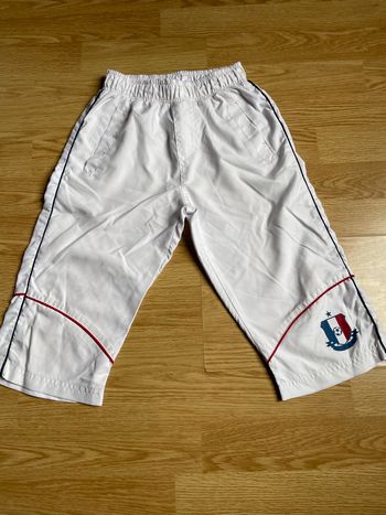 Bermuda taille 8 ans