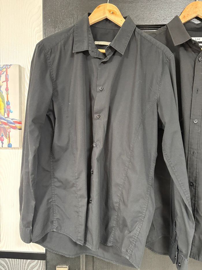 2 chemises coupe droite T.42 neuves - photo numéro 2