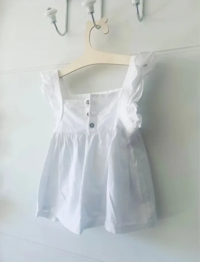 Tee shirt blanc neuf - photo numéro 3
