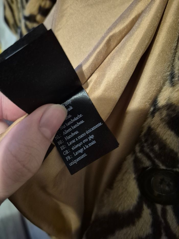 Manteau tigre taille M/L - photo numéro 5