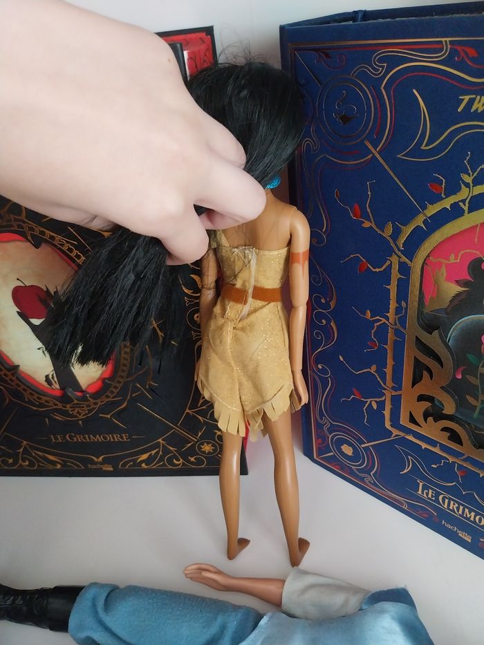 Deux Poupées John Smith et Pocahontas Disney Classic Disney Store - photo numéro 9