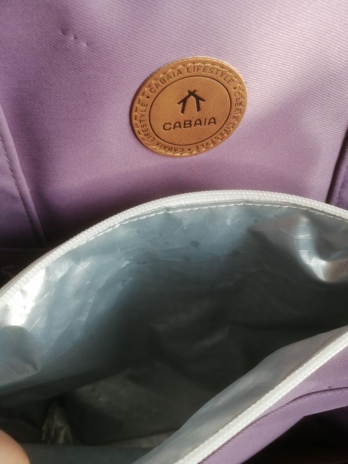 Sac a dos cabaia très bon état. Peu servi. - photo numéro 2