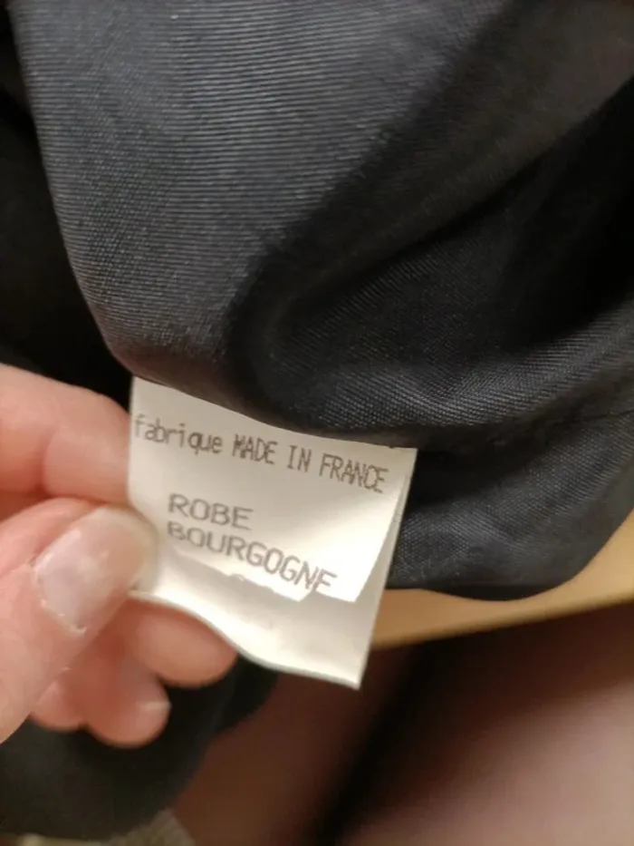 etite robe noir dos décolleté vintage, made in France - Printemps -Taille 42 estimée - photo numéro 5