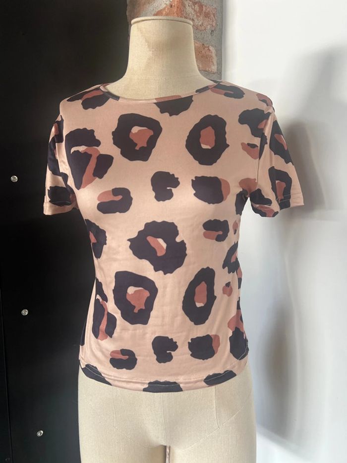 TEE shirt neuf