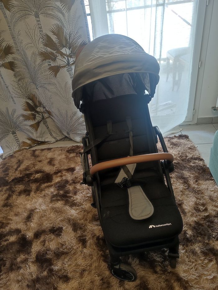 Poussette neuve - photo numéro 2