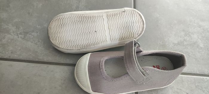 Chaussure - photo numéro 2