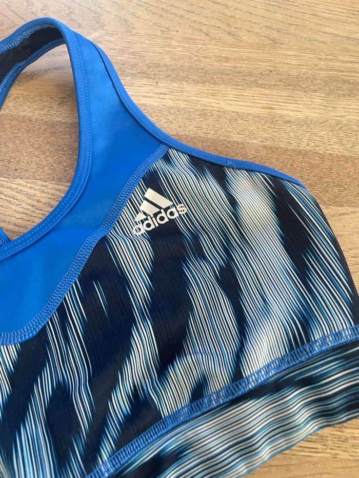 Brassière de sport M très bon état - photo numéro 2