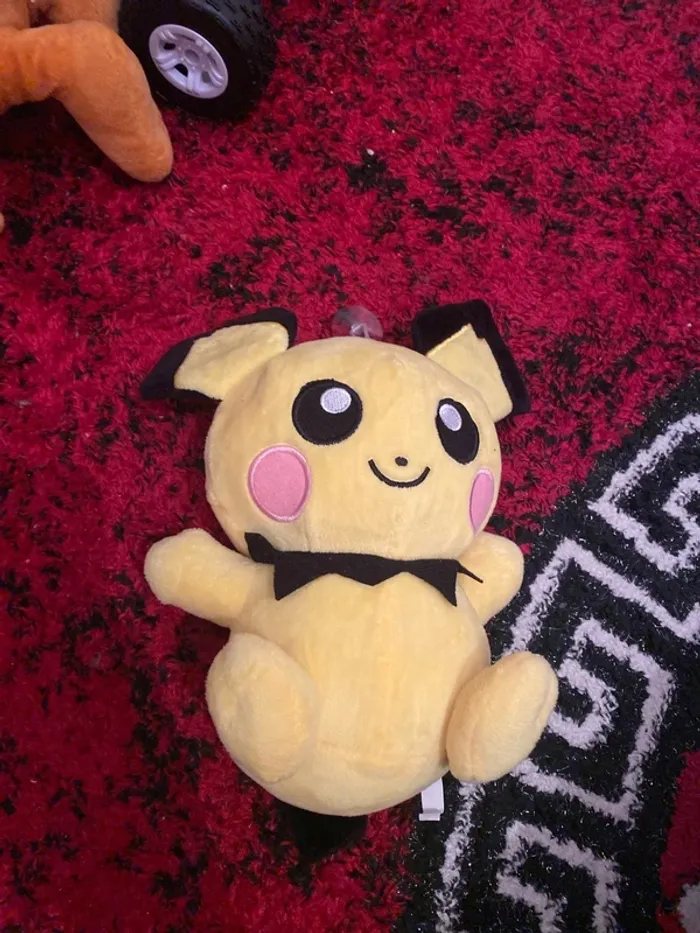 Peluche pitchu pikachu Pokémon 25cm
