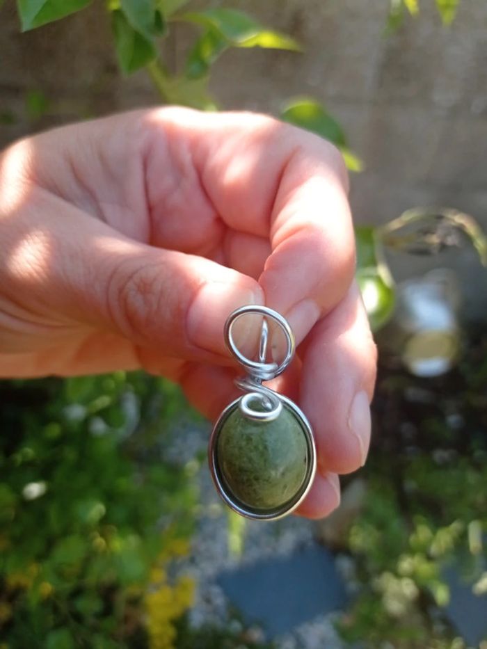 Pendentif jade - photo numéro 2