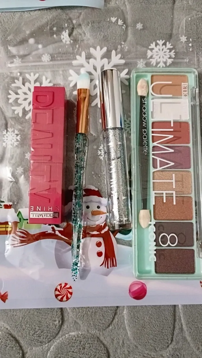Coffret a l'unité de maquillages neuf - photo numéro 5