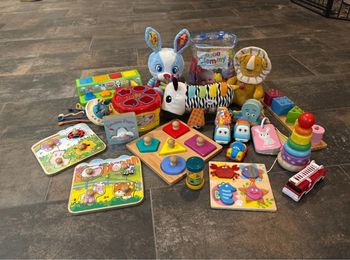 Lot jouets premier âge