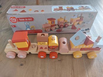 Train en bois